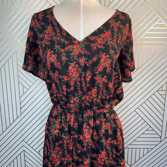 BB Dakota Gigli Floral Print Jumpsuit in Black‎ - Picture 3 of 8